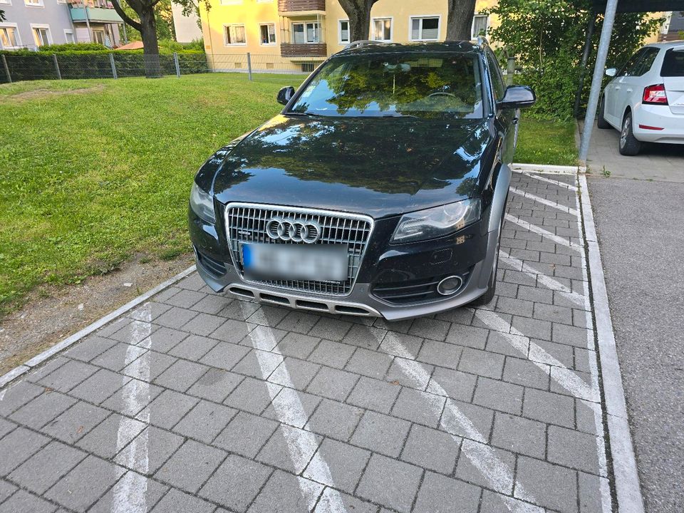 Audi A4 B8 3.0TDI Allroad in Neuburg a.d. Donau
