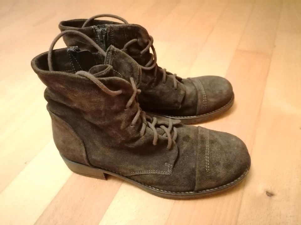 Clarks Stiefeletten Gr. 36 in Leinfelden-Echterdingen