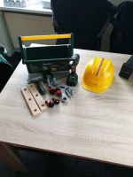 Bosch Werkzeug Box und Helm Sachsen - Rippien Vorschau