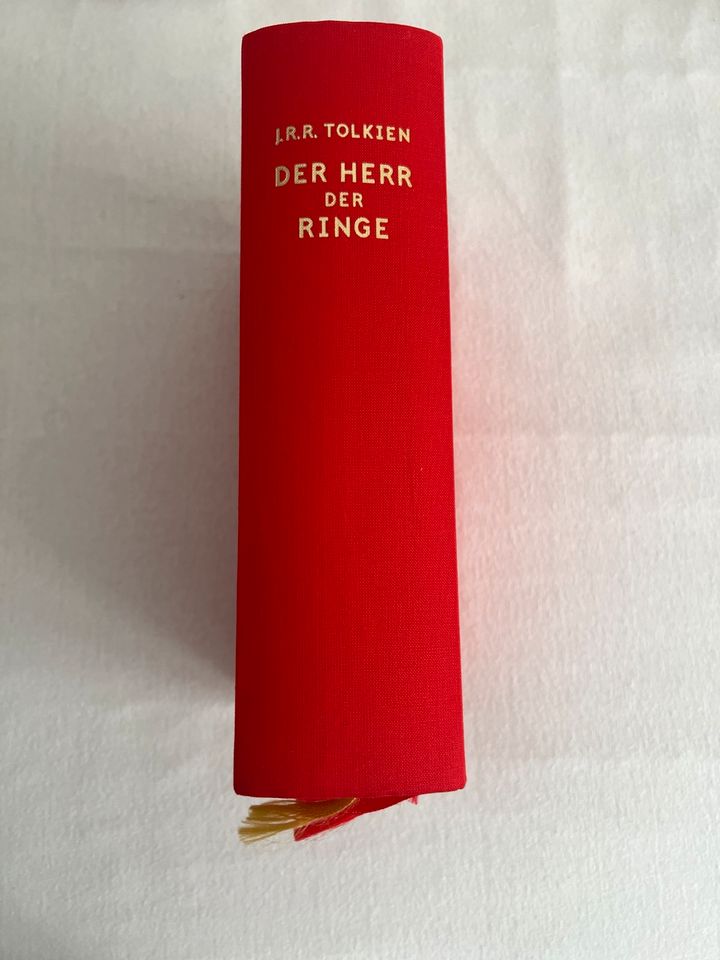 Verkaufe Der Herr der Ringe Buch in Berlin