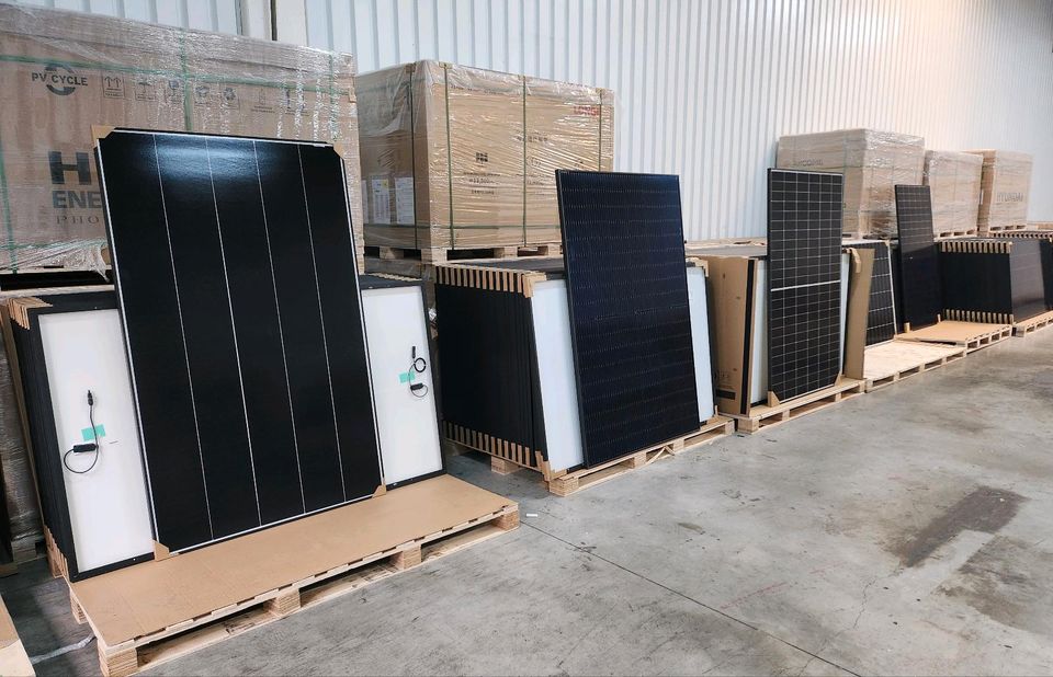 Lagerverkauf Trina LONGi HYUNDAI Phono Solarpanele Solarmodule in Birkenfeld