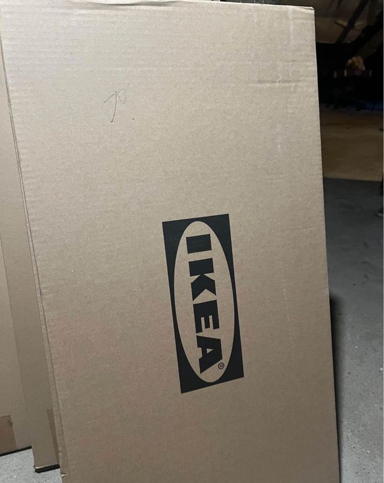 Tisch Ikea neu im Karton 74.74 cm in Bochum