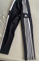 Schwarz weiße Jogginghose Adidas L Baumwolle Hessen - Zwingenberg Vorschau