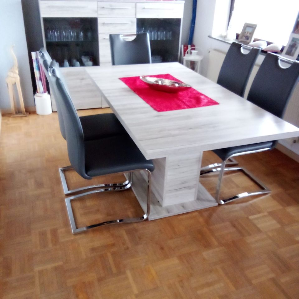 Sideboard,Kommode,Tv Schrank,Eßzimmertisch, Wohnzimmertisch in Neckargerach