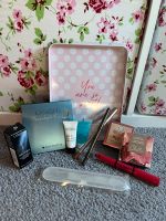 Glossybox Paket (Make Up+ Gesichtspflege) Sachsen-Anhalt - Oschersleben (Bode) Vorschau