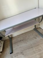 Schreibtisch höhenverstellbar und kippbar in weiß matt - Kinder Baden-Württemberg - Obersontheim Vorschau
