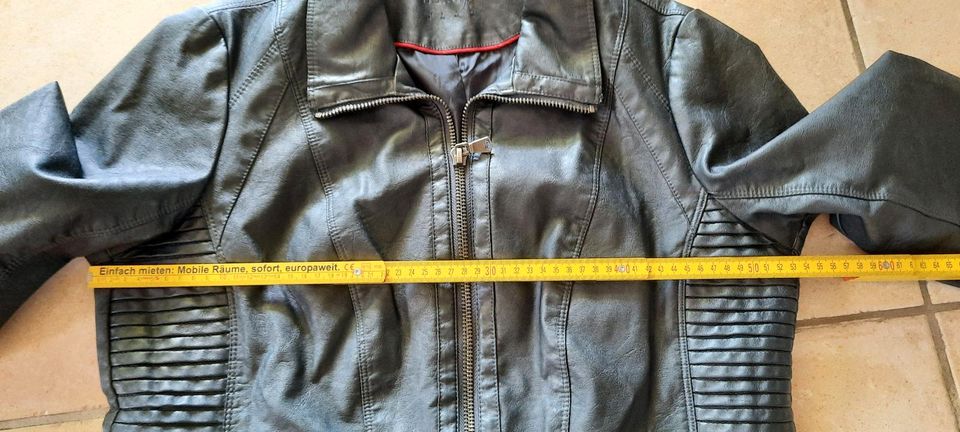 TCM Damen Jacke Gr 44 in Wenden