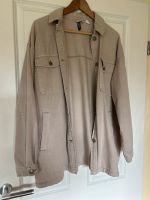 Jeansjacke hellbeige Gr. M oversize Rheinland-Pfalz - Rheinbreitbach Vorschau