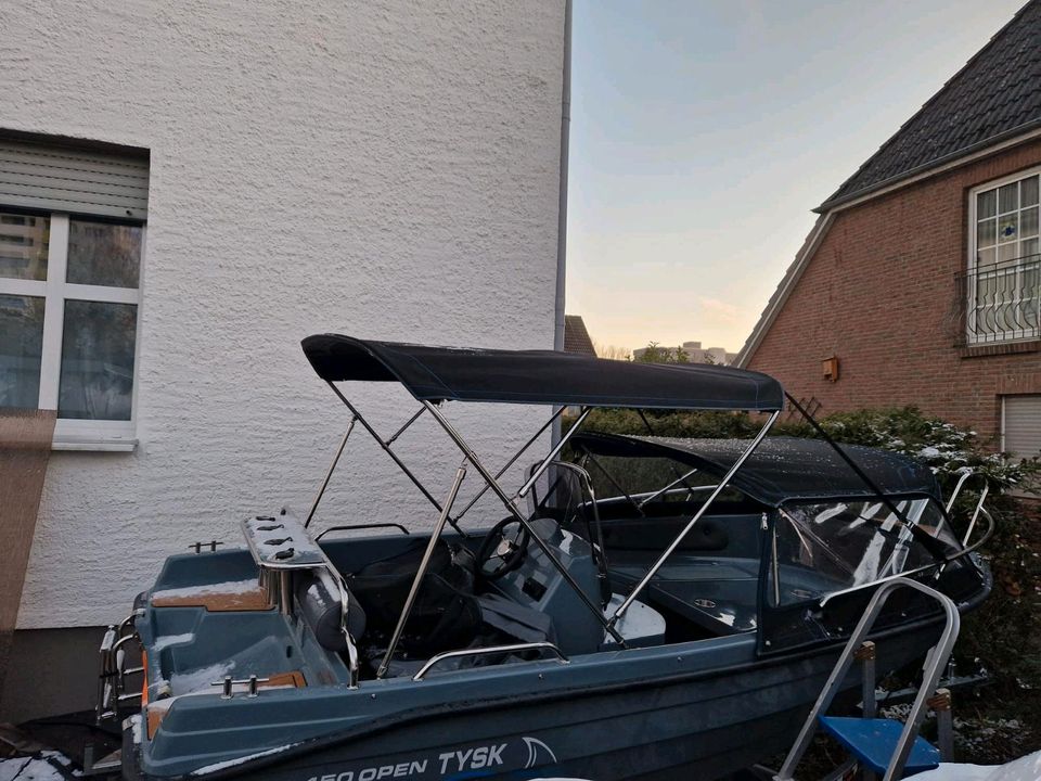 Konsolenboot Motorboot Angelboot TYSK C 450 open 15 bis 40 PS in Simonsberg