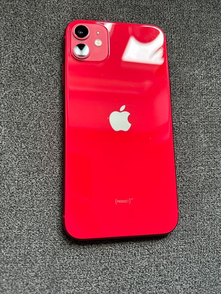 iPhone 11 rot 128gb in Leipzig