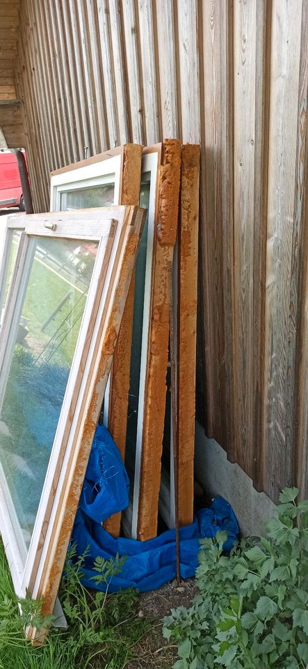 Fenster zu verkaufen in Weyarn