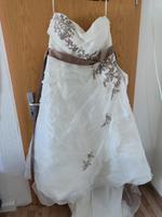 traumhaftes Brautkleid Hochzeitskleid 56 58 Sachsen - Aue Vorschau