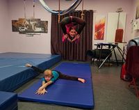 Neue Kurse für Kinderakrobatik: Zirkusschule in Traben-Trarbach Rheinland-Pfalz - Traben-Trarbach Vorschau