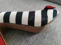Tamaris Trend Pumps schwarz weiß gestreift Gr. 37 Bayern - Laberweinting Vorschau