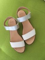 Sandalen Damen „ARA“ Leder - weiß - Gr. 6,5/40 Nordrhein-Westfalen - Solingen Vorschau