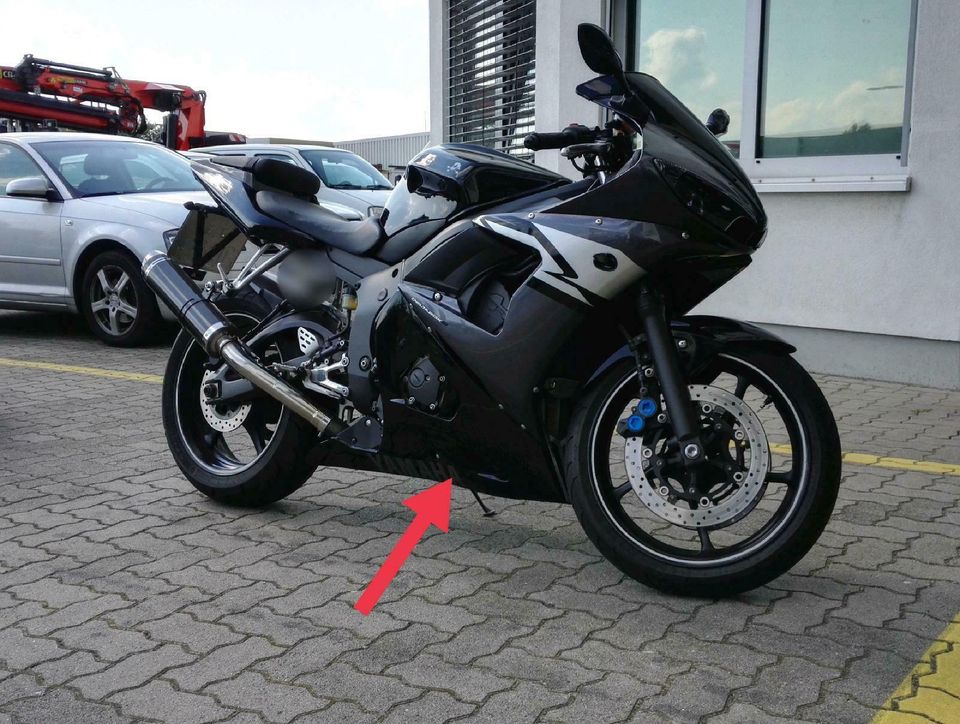 Yamaha YZF-R6 RJ05 (EZ: 06.2003) in Hamburg