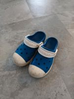 Schlappen/ Gartenschuhe Crocs blau weiß Größe 11 Größe 29/30 Bayern - Fürth Vorschau