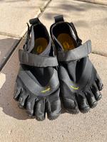 Vibram Five Fingers Zehensandalen Barfußschuhe Gr. 36 Rheinland-Pfalz - Bodenheim Vorschau