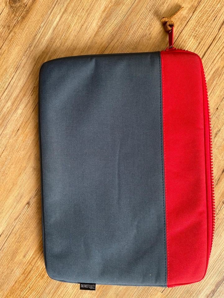 Laptop Tasche Laptop Hülle 13 Zoll Herschel in Potsdam