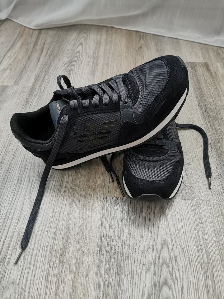 *Neuwertig* Emporio Armani Sneaker Schuhe Gr. 40 in München