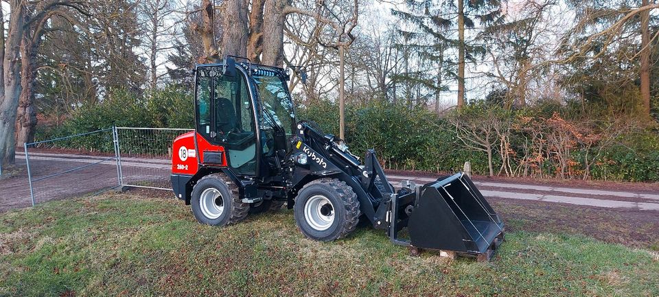 Radlader mieten Vermietung Bagger Baumaschinen in Strachtitz