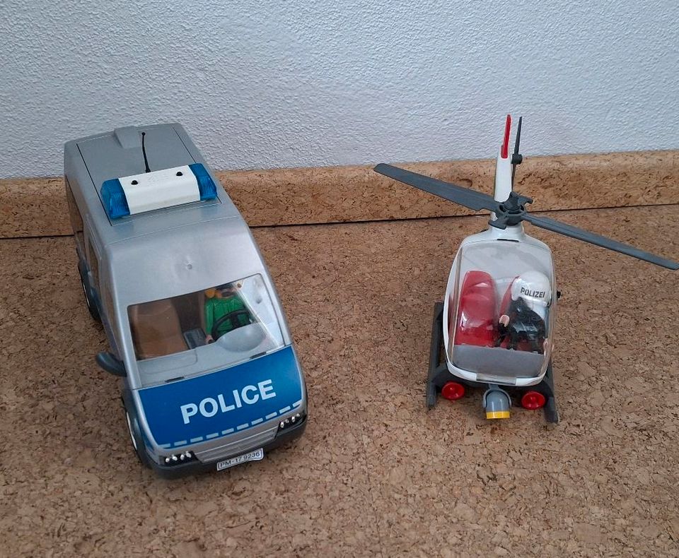 Playmobil Polizei Helikopter und Einsatzfahrzeug in Schongau