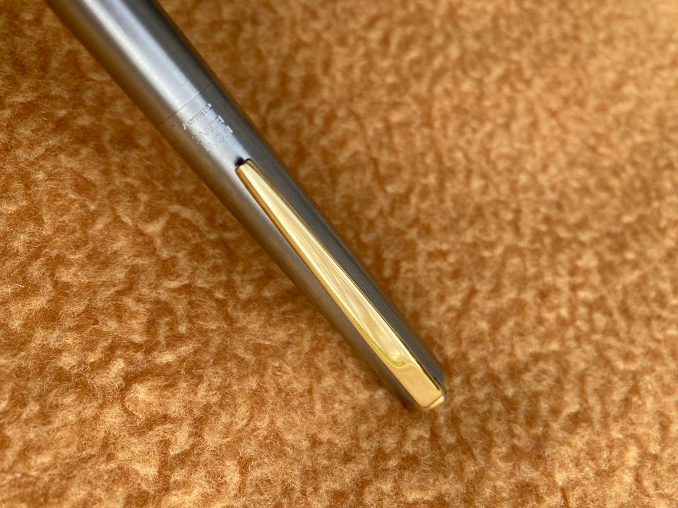 Montblanc Mont Blanc Stift Füller Silber Gold, Feder 535 in Krefeld