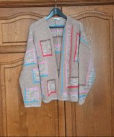 Closed Cardigan Oversized Beige Bunt Gr. 34 Nordrhein-Westfalen - Meschede Vorschau