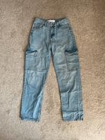 Bershka Jeans Gr. 34 Kr. München - Oberhaching Vorschau
