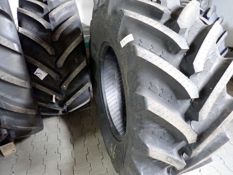 600/65R30 BKT Reifen AGRIMAX RT 657 2 Stk. 30" Radialreifen in Homberg