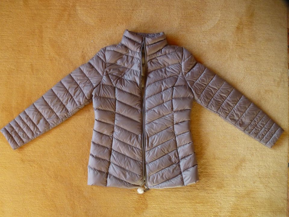 C&A Jacke 38 M Daunen Steppjacke Winter NEU Daunenjacke beige in Guldental