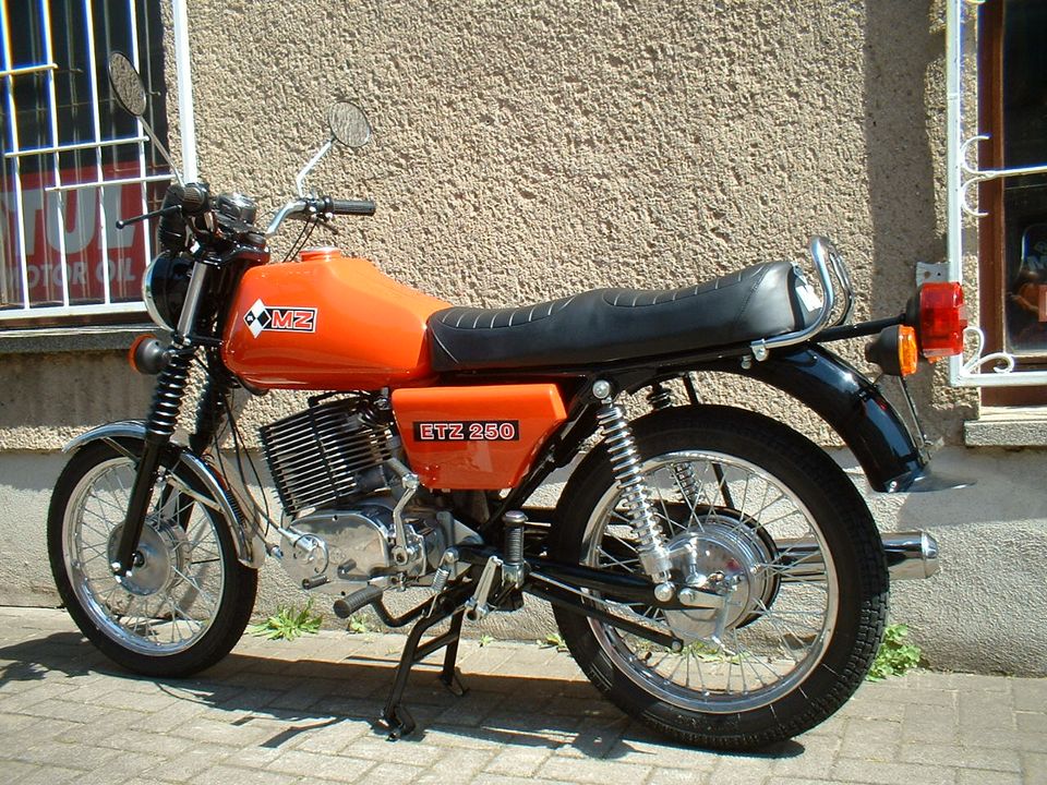 MZ ETZ 250 De Luxe - Komplettrestauration in Aschersleben