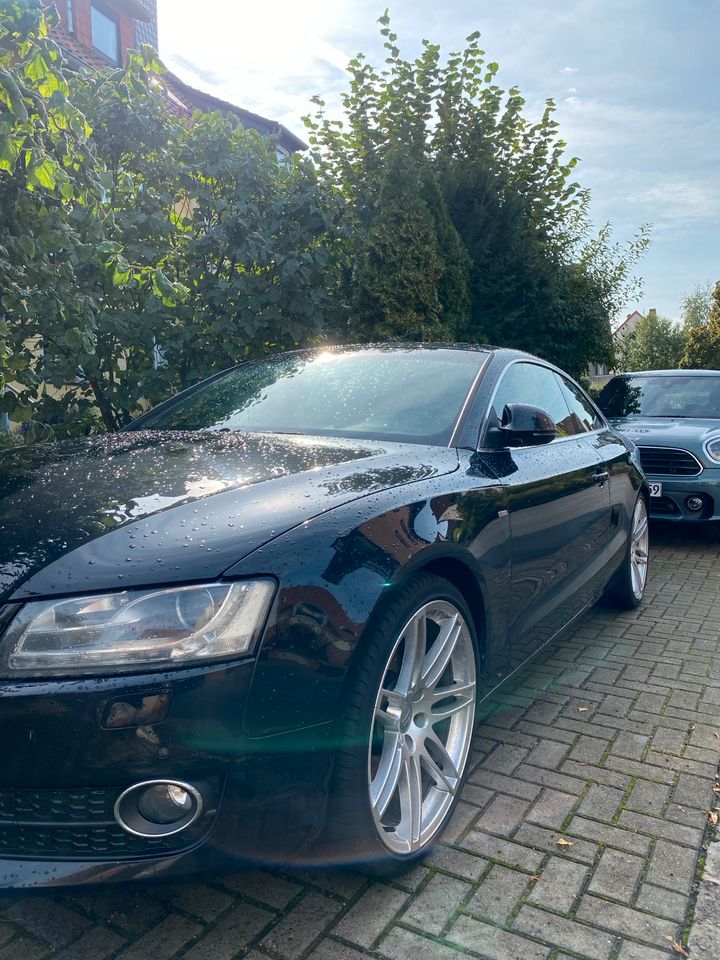 Audi A5  2.7 s-lein  2 Hand in Hannover