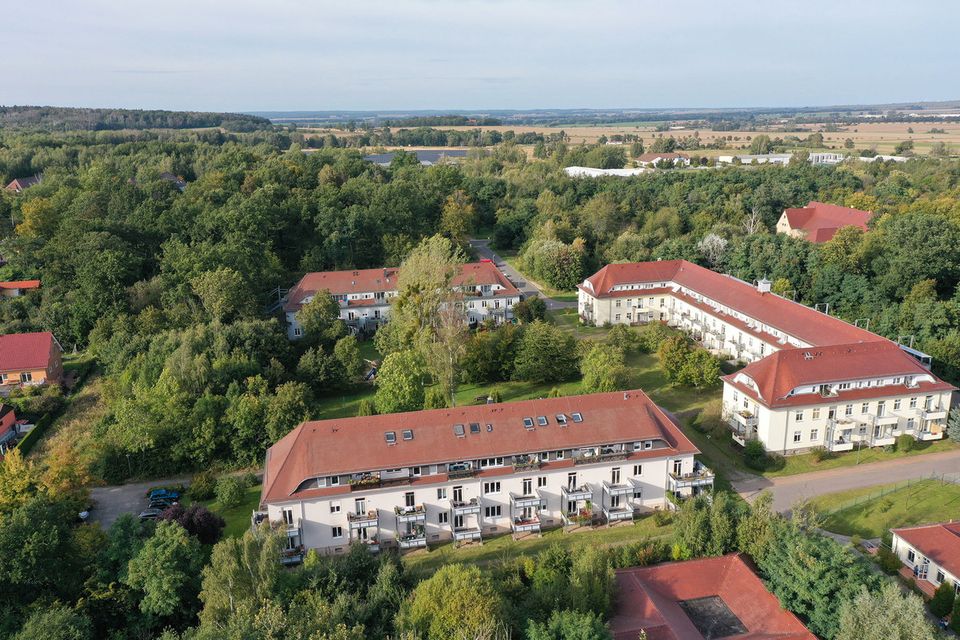 Im historischen Fliegerhorst: 2-Zimmerwohnung mit Energieklasse B & Balkon in Oschatz