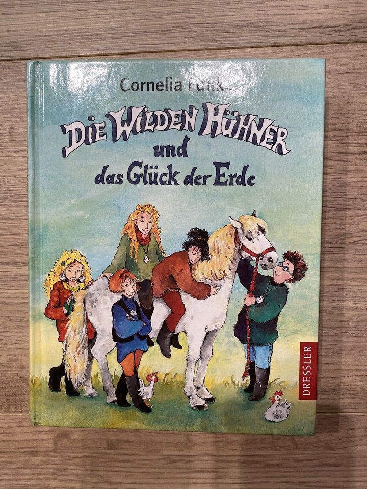 Die wilden Hühner und das Glück der Erde in Köln