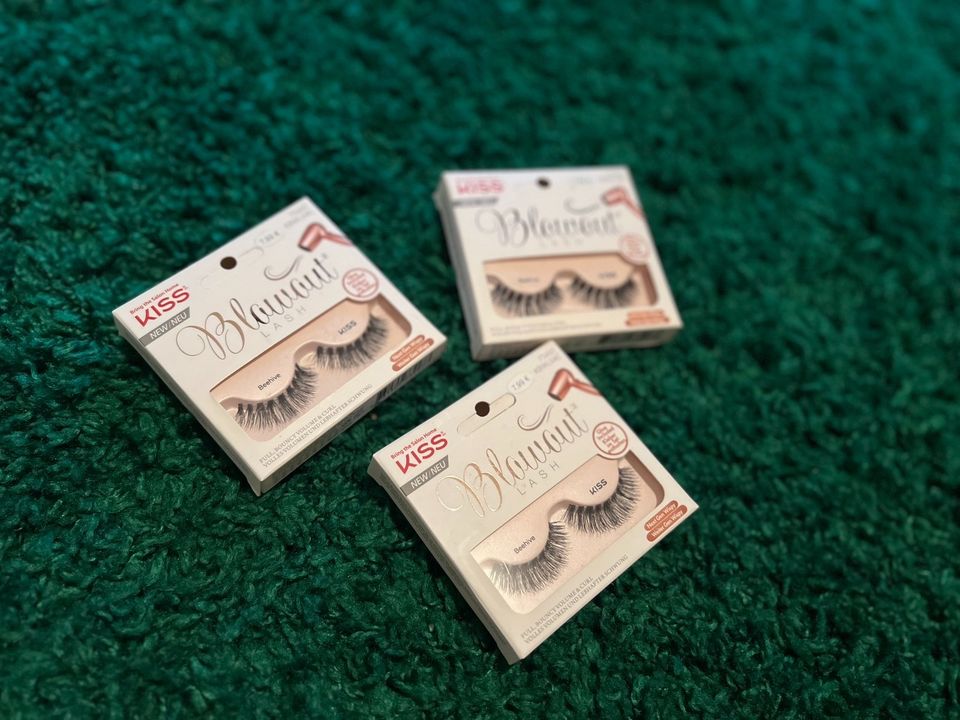 3x neue Kiss blowout lashes künstliche Wimpern in Neustadt (Dosse)