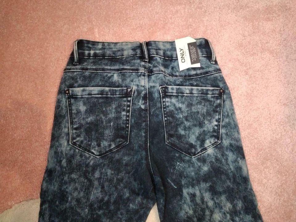 NEU mit ETIKETT! Jeans von ONLY! Gr. XS - Länge 30! in Oer-Erkenschwick