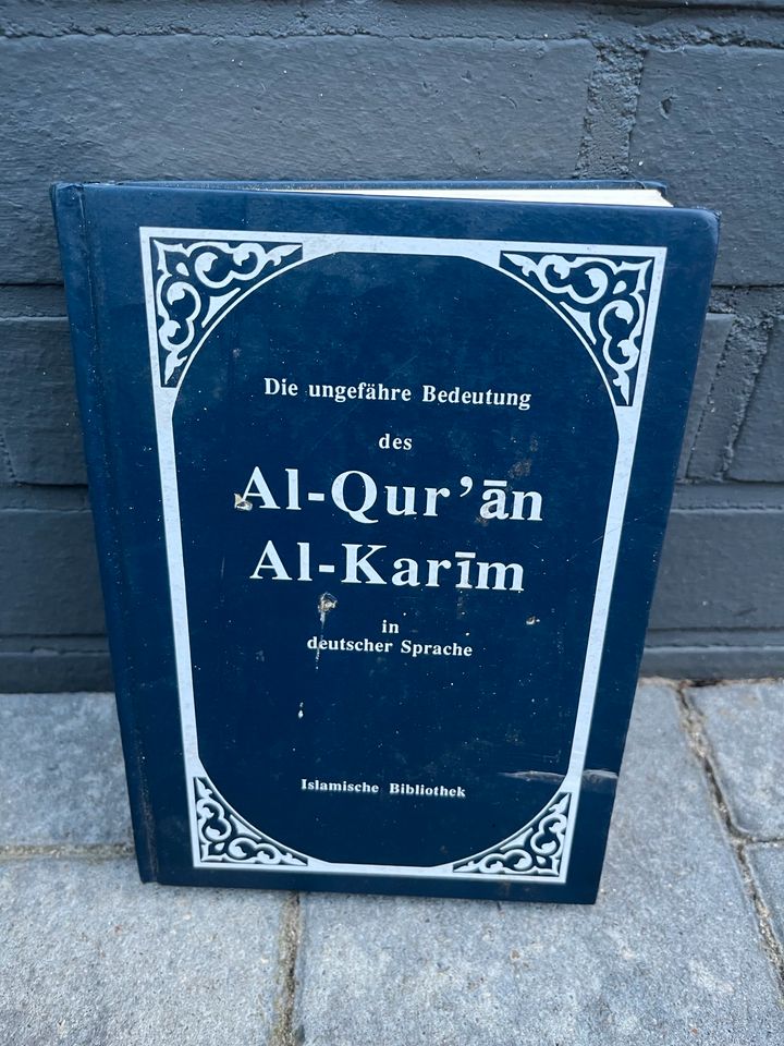 Al-Qur'an Al-Karim die ungefähre Bedeutung in deutscher Sprache in Bremen