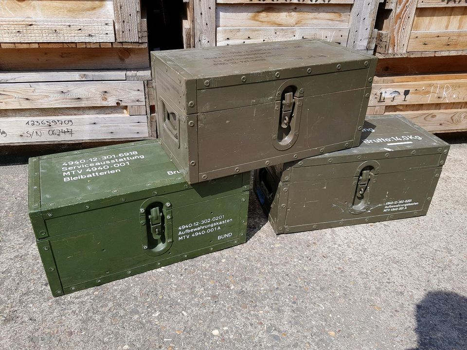 Bundeswehr Holzkiste Transportkiste 53x26x27 in Plaidt