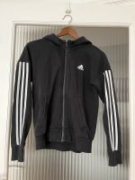 Adidas schwarze Trainingsjacke mit Kapuze Ludwigsvorstadt-Isarvorstadt - Isarvorstadt Vorschau