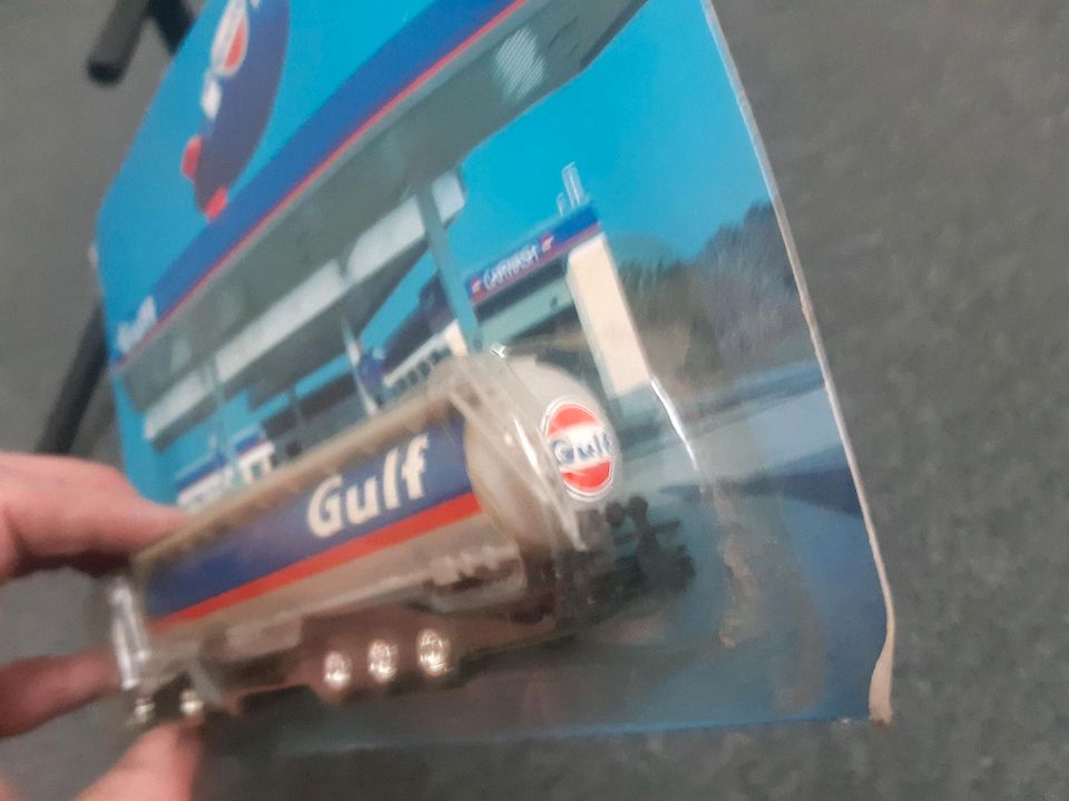 Tanklaster Gulf Modell (MAN ?) 1:72 originalverpackt unbespielt in Hamburg