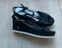 Tom Tailor Sommer Damen schuhe Damen Sandalen Gr.39 NEU Bayern - Lochhausen Vorschau