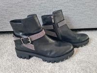 Tamaris Stiefeletten || schwarz || Größe 40 Nordrhein-Westfalen - Netphen Vorschau