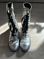 Italienische Lederstiefel wie Neu Lederschuhe Italy Silber Hessen - Heusenstamm Vorschau