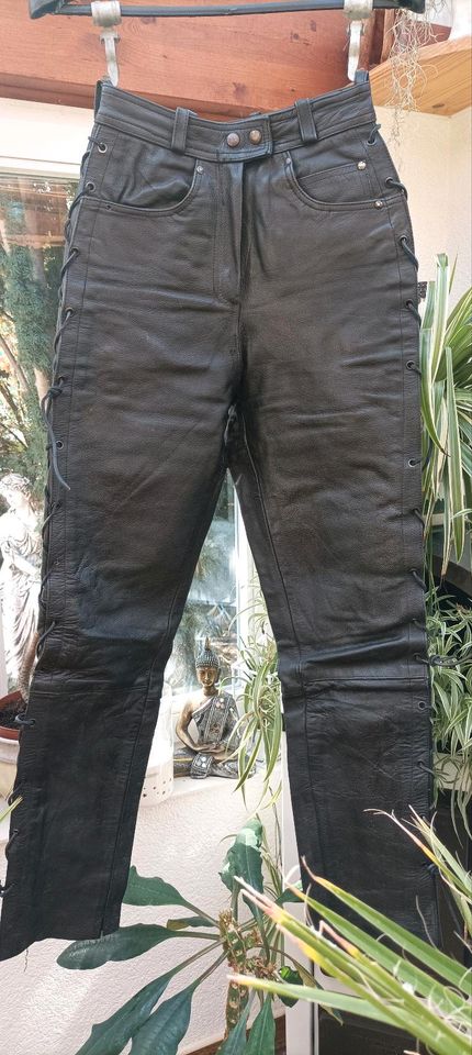 Bikerlederhose, Motorrad Lederhose Schnürlederhose Gr. 36 in Lucka