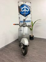 Vespa V50 Rundlicht, Modell 50s , 4 Gang, 10 Zoll Räder 33 km ! Bayern - Leinburg Vorschau