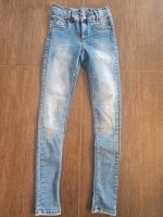 Schöne Hose bzw. Jeans von Blue Effect in Größe 176 S Bayern - Bad Neustadt a.d. Saale Vorschau