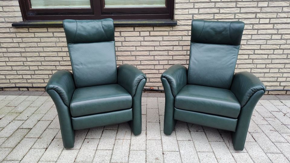 Couch in grünem Leder von Himolla in Vechta