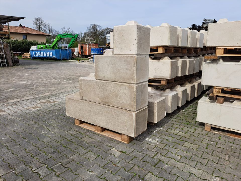 Betonblocksteine 1,60x0,40x0,40 in Gronau (Westfalen)