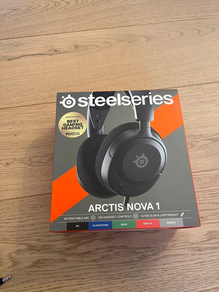 Steelseries Arctic Nova 1 Headset in Nürnberg (Mittelfr)